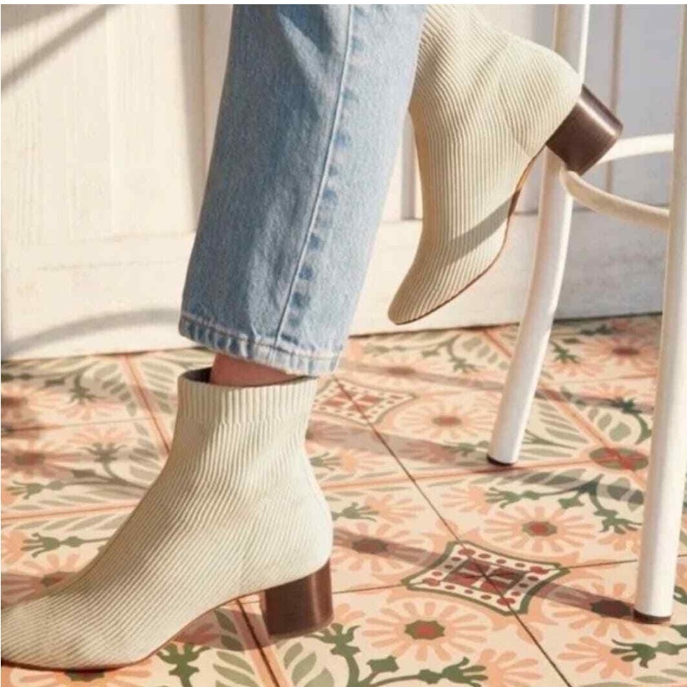 JOIE X REVOLVE Women's Neely Ivory Luxury Boot With Stacked Heel Sz 7.5 | NWOT